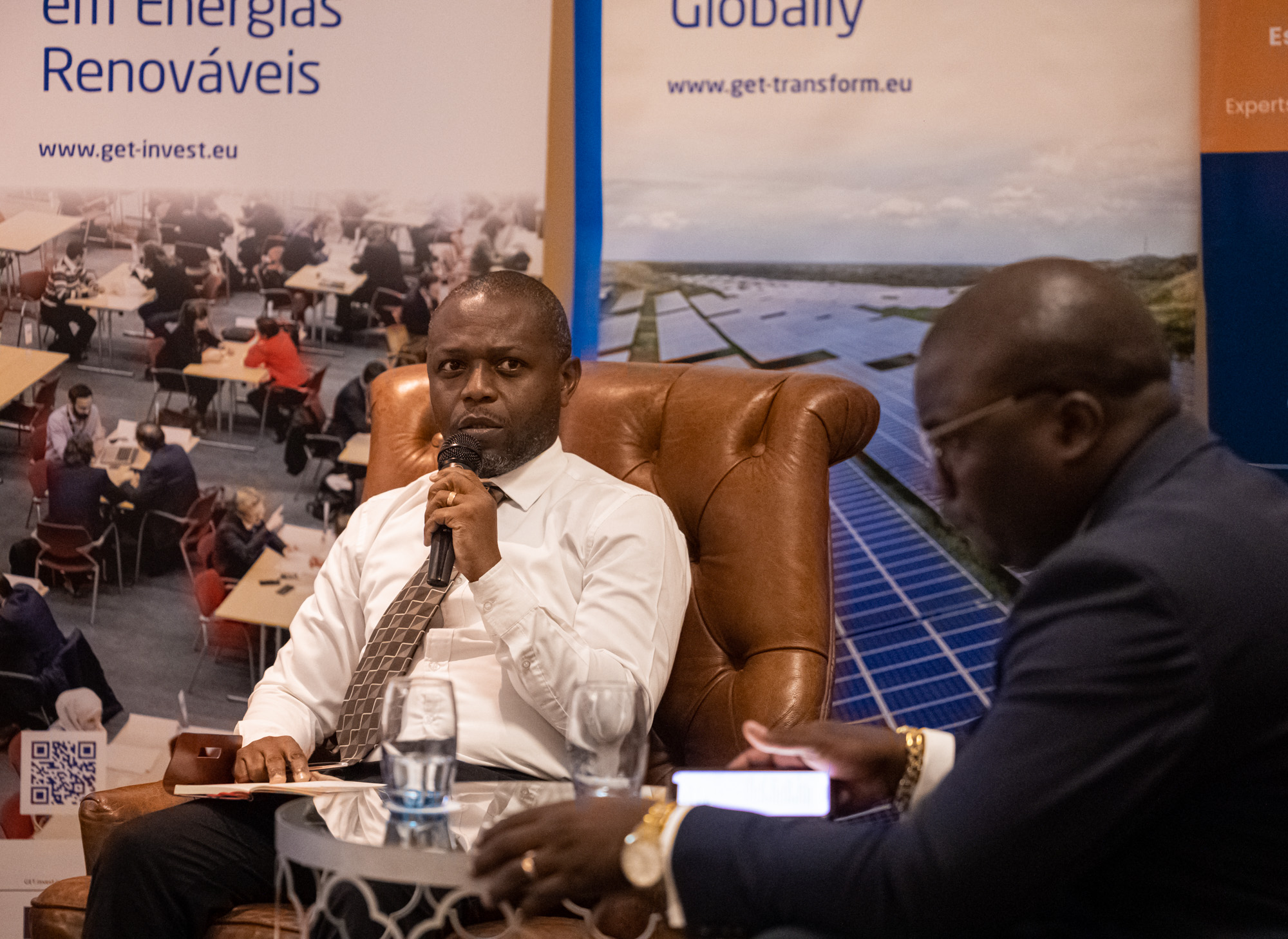 Panel discussion at the "Scaling Distributed Generation in Mozambique" event by GET.transform in partnership with ALER and AMER.