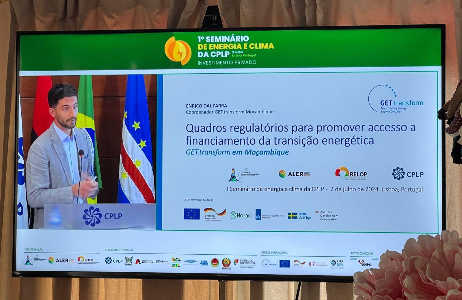 Get.transform`s Enrico presenting at the 1st CPLP Energy and Climate Seminar